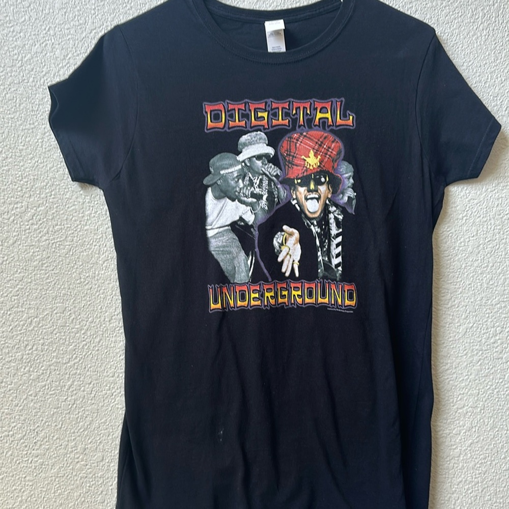 Women’s Large Digital Underground Shirt‎